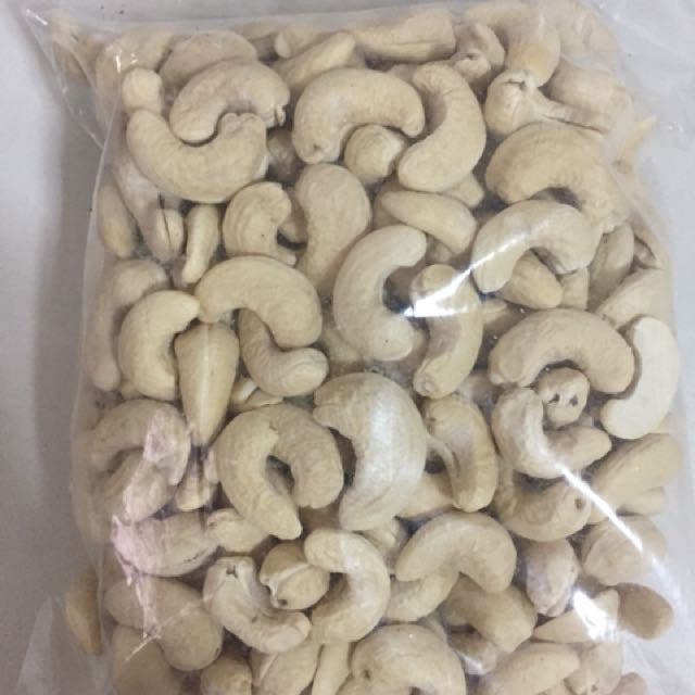 Cashew Nuts best quality nuts and premium Raw And dried Cashew Nuts