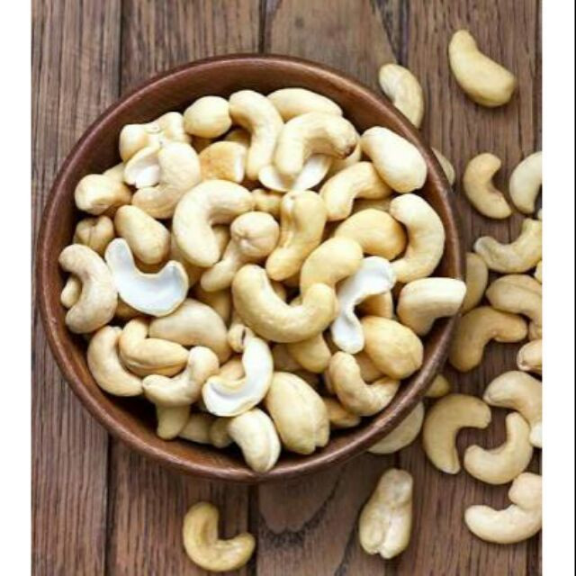 Cashew Nuts best quality nuts and premium Raw And dried Cashew Nuts