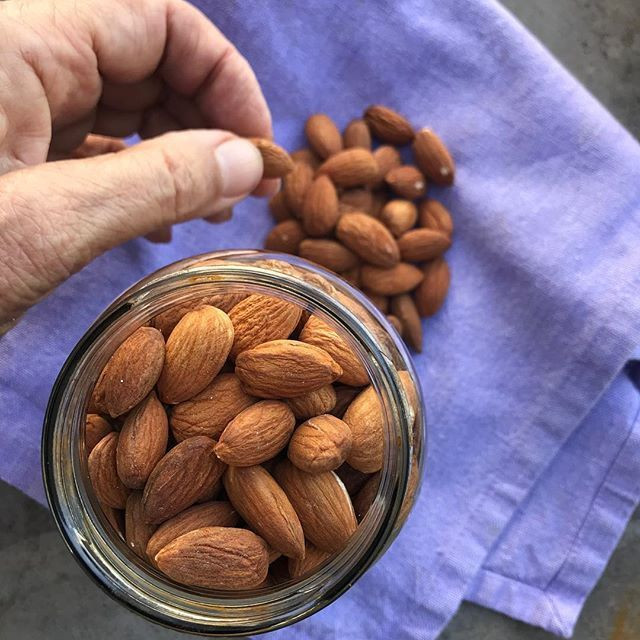 Almond Nuts