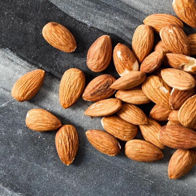 Almond Nuts / roasted almonds / Salted Almond for sale