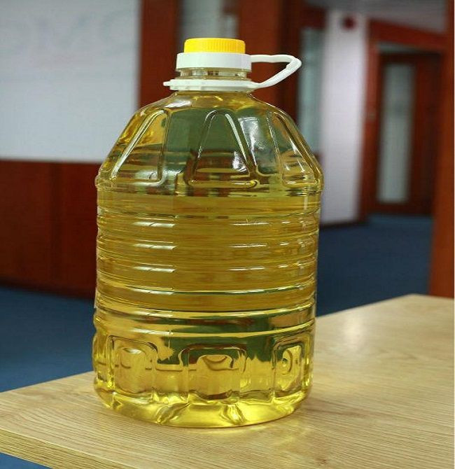 Best Grade Refined Soybean Oil 1L,2L,3L,5L .