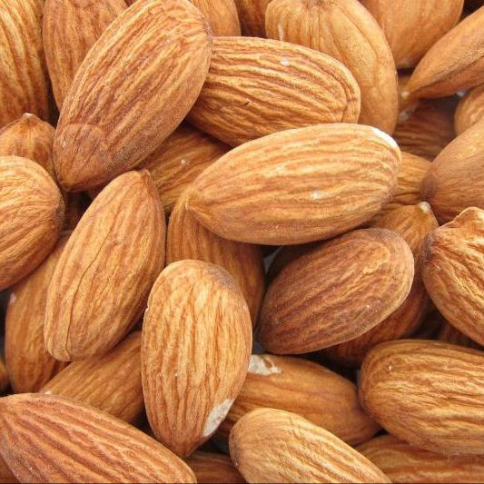 Raw Natural Almond Nuts for Sale